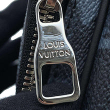将图像加载到图库查看器中，LOUIS VUITTON Amazon Messenger NoirM45650 Monogram / pastel
