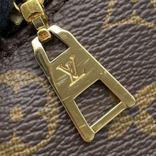 Load image into Gallery viewer, LOUIS VUITTON Bumbag NoirM43644 Monogram
