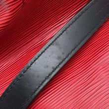 将图像加载到图库查看器中，LOUIS VUITTON Petit Noe Castilian Red/NoirM44172 Epi Leather
