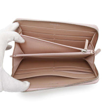 Load image into Gallery viewer, CHANEL Camellia Zip Around Long Wealth Cloth PinkA82281 Leather
