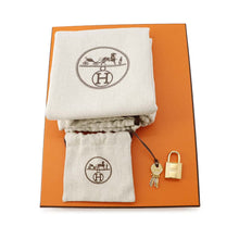 Load image into Gallery viewer, HERMES Picotin Lock Beige Marfa Taurillon Clemence Size PM

