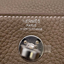 将图像加载到图库查看器中，HERMES Lindy Etoupe Taurillon Clemence Size Mini

