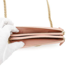 将图像加载到图库查看器中，CHANEL Boy Chanel Chain Wallet Jasmin FlowerA81968 Caviar Leather
