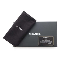 将图像加载到图库查看器中，CHANEL Boy Chanel Chain Wallet Jasmin FlowerA81968 Caviar Leather
