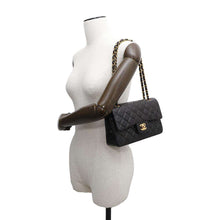 将图像加载到图库查看器中，CHANEL Matelasse double flap BlackA01113 Lambskin Size 23
