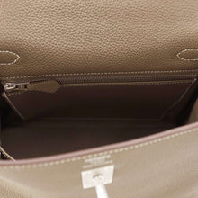 Load image into Gallery viewer, HERMES Kelly Retourne Etoupe Togo Leather Size 25

