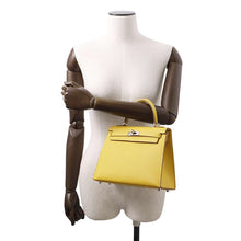 Load image into Gallery viewer, HERMES Kelly Sun Epsom Size 25
