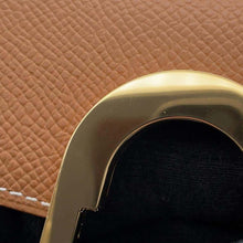 Load image into Gallery viewer, HERMES Chaine d&#39;Ancre Too Go Gold Epsom
