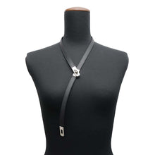 将图像加载到图库查看器中，HERMES Kelly Lariat Necklace Black Swift Leather
