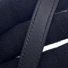 将图像加载到图库查看器中，HERMES Kelly Lariat Necklace Black Swift Leather
