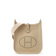 将图像加载到图库查看器中，HERMES Evelyne Long Trench Taurillon Clemence Size TPM
