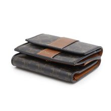 Load image into Gallery viewer, CELINE Triomphe Trifold Wallet Tan10D722BZ9.04LU PVC/Leather
