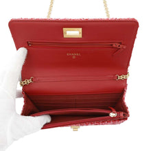 将图像加载到图库查看器中，CHANEL 2.55 Chain Wallet Red Tweed
