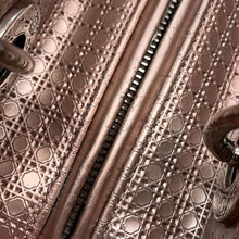 将图像加载到图库查看器中，Dior Lady Dior 2WAYBag MetalicPinkM0550PSKC Leather Size Medium
