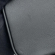 将图像加载到图库查看器中，LOUIS VUITTON Utility/Crossbody NoirM80450 Calf Leather

