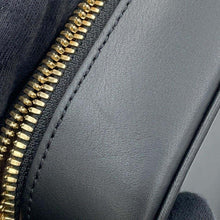 将图像加载到图库查看器中，LOUIS VUITTON Utility/Crossbody NoirM80450 Calf Leather
