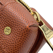 将图像加载到图库查看器中，LOUIS VUITTON LVxNBA Soft Trunk BrownM80549 Ball・Grain Leather Monogram・Pattern
