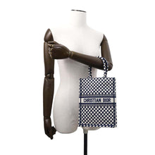 Load image into Gallery viewer, Dior Vertical Book Tote Dot White/Navy Canvas
