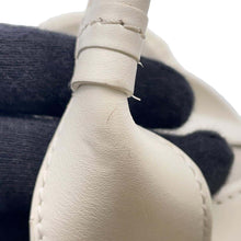 将图像加载到图库查看器中，Chloe ★Woody Tote WhiteCHC23UP237 I60 Leather Size Mini
