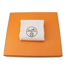 Load image into Gallery viewer, HERMES Lindy Gold Taurillon Clemence Size 26
