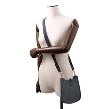 Load image into Gallery viewer, HERMES Evelyne Grimist Taurillon Clemence Size TPM
