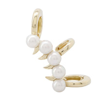 Load image into Gallery viewer, TASAKI Danger Scorpion Ear CuffE-3945 18K Yellow Gold
