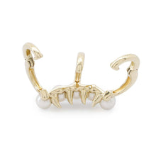 Load image into Gallery viewer, TASAKI Danger Scorpion Ear CuffE-3945 18K Yellow Gold

