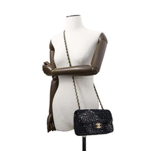 将图像加载到图库查看器中，CHANEL Matelasse Single Flap ChainShoulder NavyA69900 Tweed Sequins

