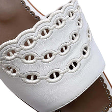 Load image into Gallery viewer, HERMES Frog Sandals White/Brown Leather Size 38 1/2
