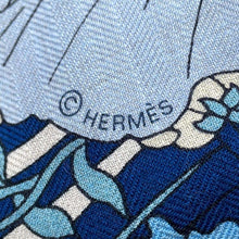 Load image into Gallery viewer, HERMES Triangle Geant Robe Legere Caban/Natural/Blue Cashmere70% Silk30%
