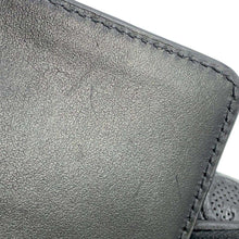 Load image into Gallery viewer, GUCCI GG embossed crossbody bag Black645093 Leather

