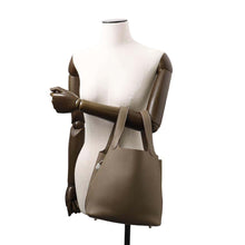 Load image into Gallery viewer, HERMES Picotin Lock Etoupe Taurillon Clemence Size MM

