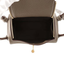 Load image into Gallery viewer, HERMES Lindy Etoupe Taurillon Clemence Size Mini
