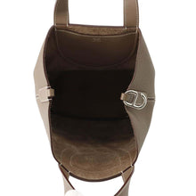 将图像加载到图库查看器中，HERMES in-the-loop Tote Bag Etoupe Taurillon Clemence Swift Leather Size 23
