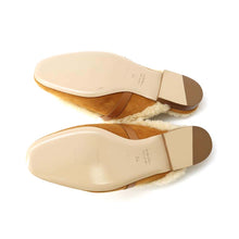 Load image into Gallery viewer, HERMES Oz Mule Natural/Ecru Chevre Velour Sheepskin Size 36
