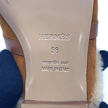 Load image into Gallery viewer, HERMES ★Oz Mule Natural/Ecru Chevre Velour Sheepskin Size 36
