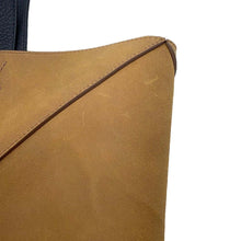Load image into Gallery viewer, LOEWE Puzzlefold Tote XL Brown suede Size Extra large
