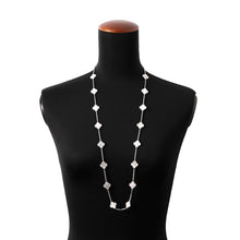 将图像加载到图库查看器中，Van Cleef &amp; Arpels Vintage Alhambra long necklace 20 motifsVCARF48800 18K White Gold
