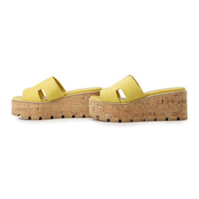 Load image into Gallery viewer, HERMES Eze Sandals Jaune Imperial Chevre Veroa Size 35
