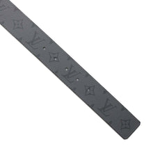 Load image into Gallery viewer, LOUIS VUITTON Belt・LV Initial 40MM Reversible Size 105 NoirM0285 Monogram Eclipse
