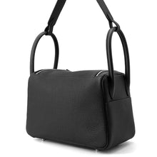 Load image into Gallery viewer, HERMES Lindy Black Taurillon Clemence Size 26
