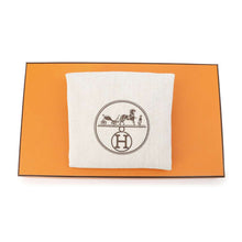 将图像加载到图库查看器中，HERMES PochetteKelly Gold Swift Leather
