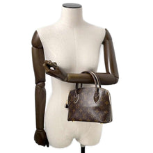 将图像加载到图库查看器中，LOUIS VUITTON Lock It BrownM40599 Shiny Monogram Size BB

