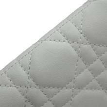 将图像加载到图库查看器中，Dior Lady Dior Cannage Voyage Coin purse WhiteS0985ONMJ_M030 Lambskin
