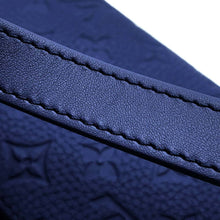 将图像加载到图库查看器中，LOUIS VUITTON Steamer Wearable Wallet SapphireM11522 Monogram・Taurillon
