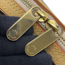 Load image into Gallery viewer, LOUIS VUITTON Priscilla NoirM40097 Monogram・Multicolor
