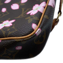将图像加载到图库查看器中，LOUIS VUITTON Pochette Accessoires Brown/PinkM92006 Monogram Cherry Blossom
