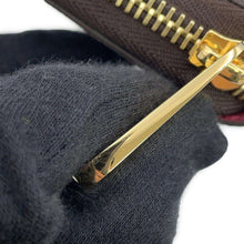 将图像加载到图库查看器中，LOUIS VUITTON Zippy Wallet FuchsiaM41895 Monogram
