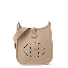 将图像加载到图库查看器中，HERMES Evelyne Short Beige MarfaエブリンTPM Taurillon Clemence Size TPM
