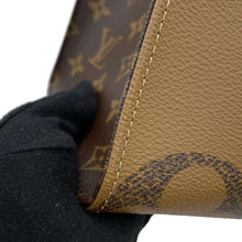 将图像加载到图库查看器中，LOUIS VUITTON Onthego RedM45321 Monogram Monogram Reverse Canvas Monogram Giant Size MM
